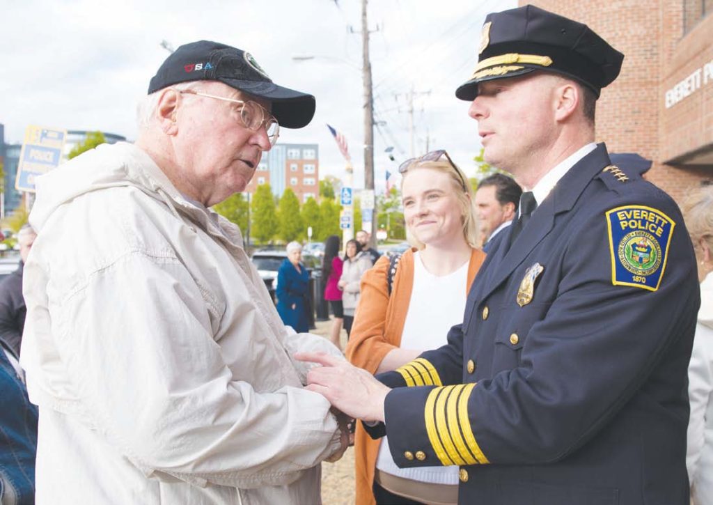 Police Memorial – Everett Independent